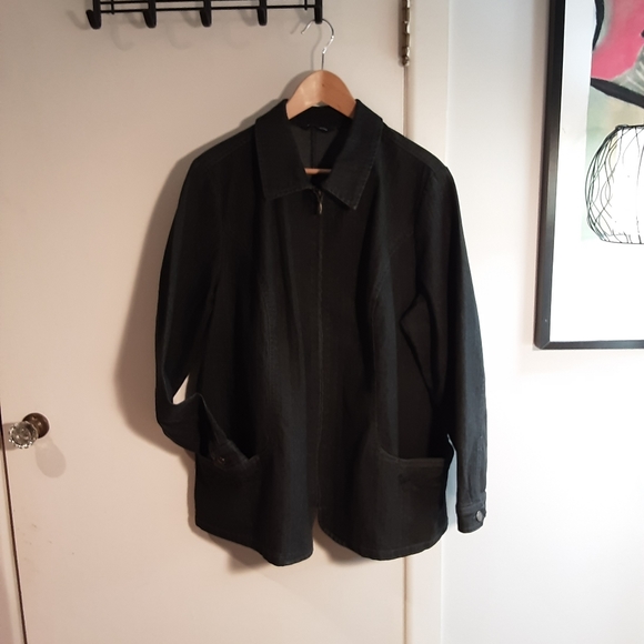 Dark blue denim jacket - Picture 2 of 7